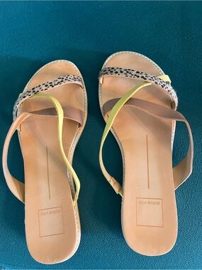 Dolce Vita Tan, Yellow & Leopard-Print Strappy Flat Sandals